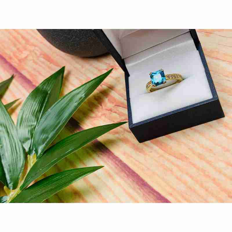 Sky Jewelry Серебряное кольцо в позолоте с Топазом