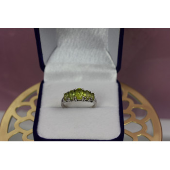 Sky Jewelry Серебряное кольцо с перидотом