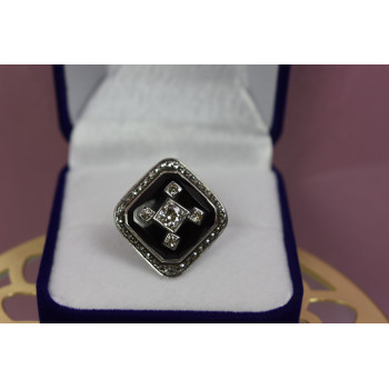 Sky Jewelry Серебряное кольцо с бесцветным сапфиром и черным нефритом