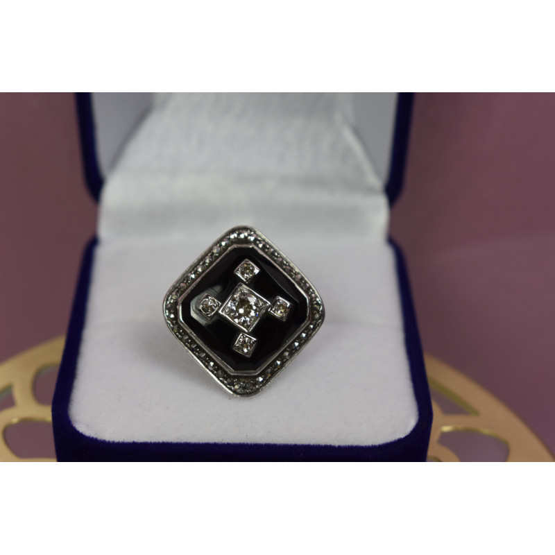 Sky Jewelry Серебряное кольцо с бесцветным сапфиром и черным нефритом