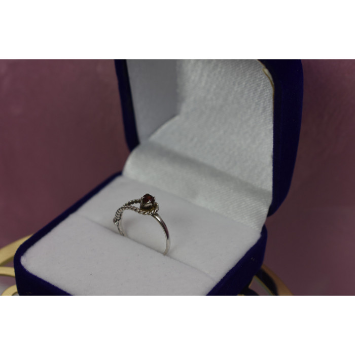 Sky Jewelry Серебряное кольцо с гранатом