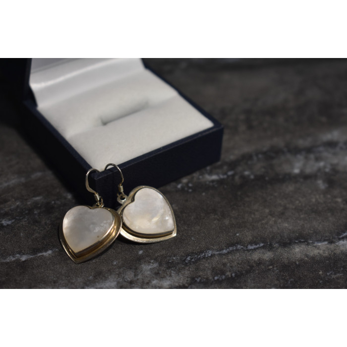 Sky Jewelry Серебряные серьги-сердца с лунным камнем