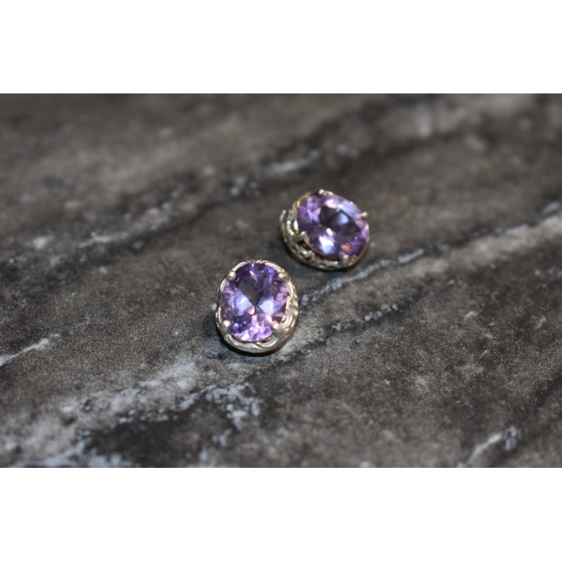 Sky Jewelry Серебряные серьги-гвоздики с аметистом