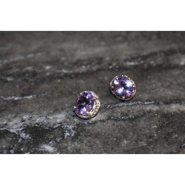 Sky Jewelry Серебряные серьги-гвоздики с аметистом