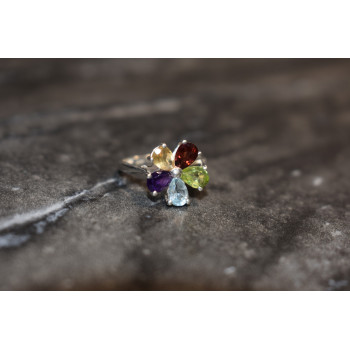 Sky Jewelry Серебряное кольцо цветочек с натуральными камнями