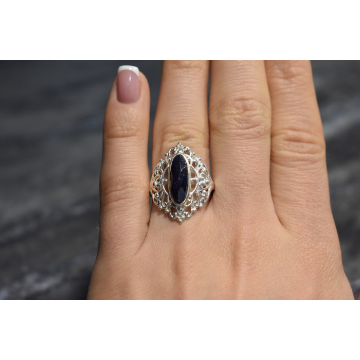 Sky Jewelry Серебряное кольцо с темно-синей Шпинелью