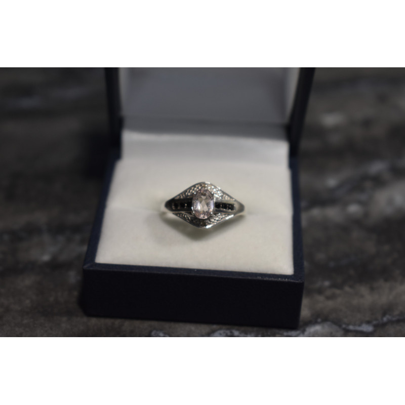 Sky Jewelry Серебряное кольцо 925 проба с Морганитом