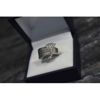 Sky Jewelry Серебряное кольцо 925 пробы с марказитом