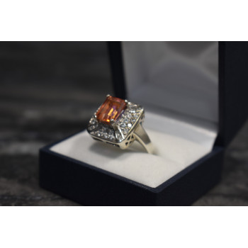 Sky Jewelry Серебряное кольцо с камнем Шпинель и гошенит (берилл)