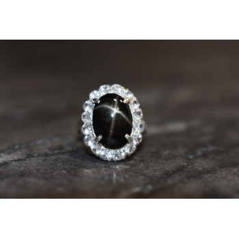 Sky Jewelry Серебряное кольцо с камнем Черный Звездчатый Сапфир