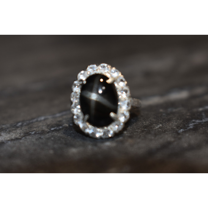 Sky Jewelry Серебряное кольцо с камнем Черный Звездчатый Сапфир