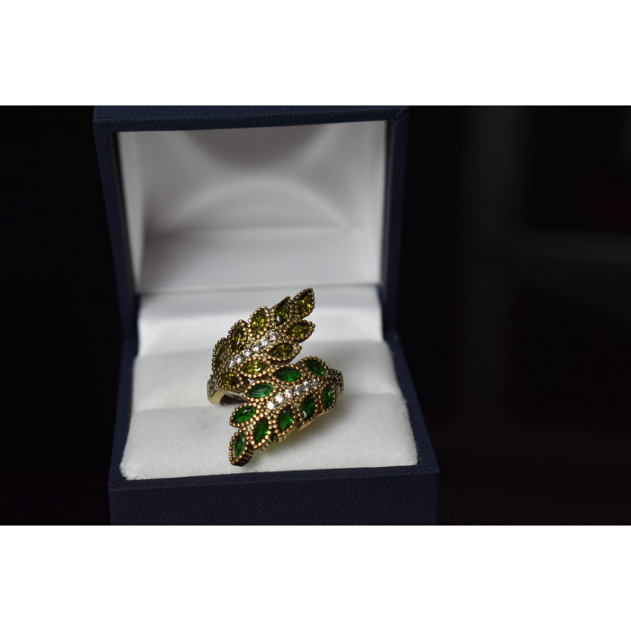 Sky Jewelry Серебряное кольцо 925 проба с Зелеными Алпанитами