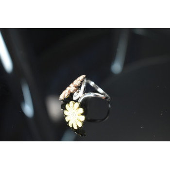 Sky Jewelry Серебряное кольцо 925 пробы с фианитами *Цветы*