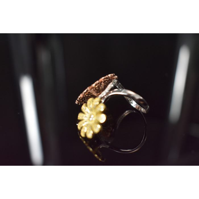 Sky Jewelry Серебряное кольцо 925 пробы с фианитами *Цветы*