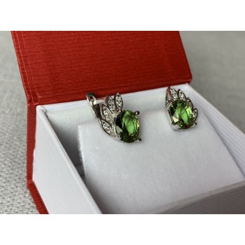 Sky Jewelry Серебряные серьги с камнем Александрит 925 проба