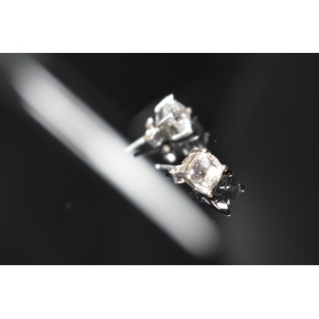 Sky Jewelry Серебряные серьги-гвоздики с камнем Гошенит (берилл)