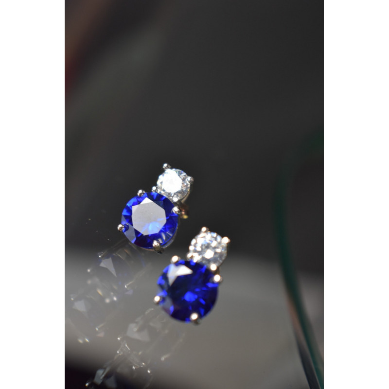 Sky Jewelry Серебряные серьги-гвоздики с камнем Сапфировая Шпинель и фианитом