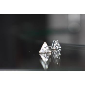 Sky Jewelry Серебряные серьги-гвоздики с камнем Гошенит (берилл)