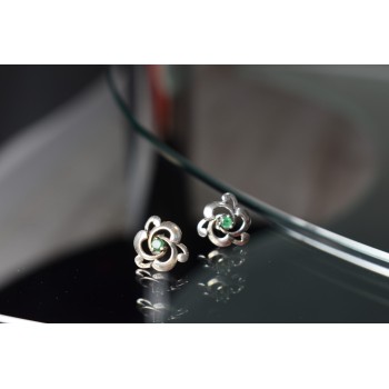 Sky Jewelry Серебряные серьги-гвоздики 925 проба с Изумрудом