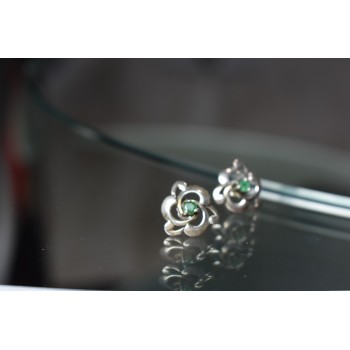 Sky Jewelry Серебряные серьги-гвоздики 925 проба с Изумрудом