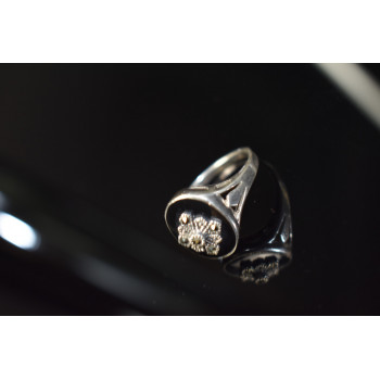 Sky Jewelry Серебряное кольцо 925 пробы с черной эмалью и камнями Шпинель