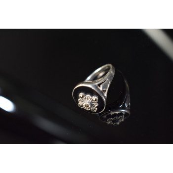 Sky Jewelry Серебряное кольцо 925 пробы с черной эмалью и камнями Шпинель