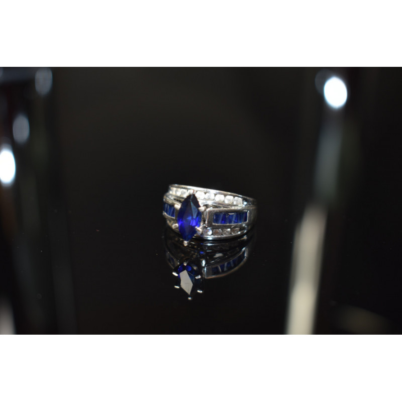 Sky Jewelry Серебряное кольцо 925 проба с камнем Лондон Топаз и Белый Топаз