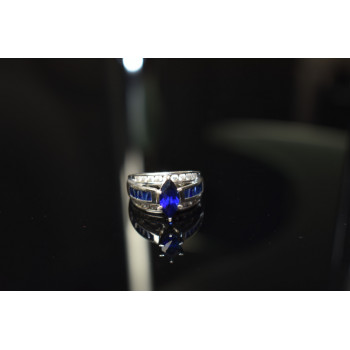 Sky Jewelry Серебряное кольцо 925 проба с камнем Лондон Топаз и Белый Топаз