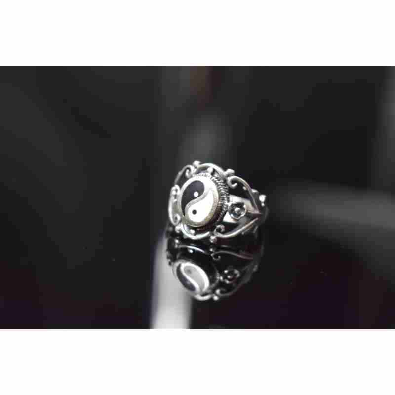 Sky Jewelry Серебряное кольцо 925 пробы с эмалью *Инь и Ян