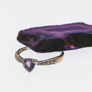 Sky Jewelry Золотое кольцо 10К (417 проба) с Аметистом и бриллиантами