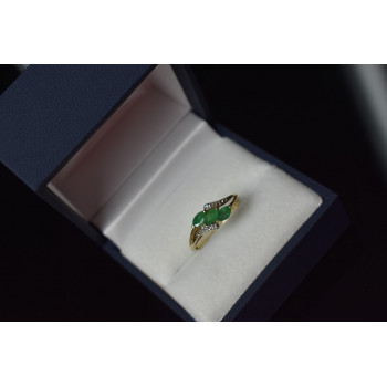 Sky Jewelry Золотое кольцо 10К (417 проба) с Изумрудом и бриллиантами