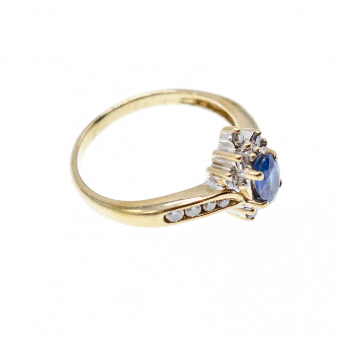 Sky Jewelry Золотое кольцо 10К (417 проба) с Сапфиром и бриллиантами