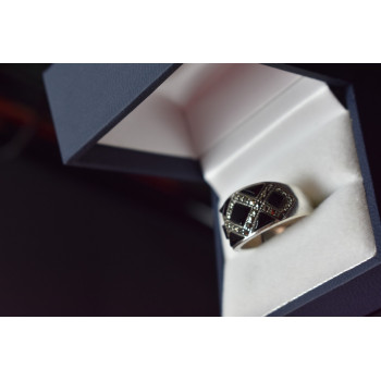 Sky Jewelry Серебряное кольцо с Черным Нефритом и кварцем