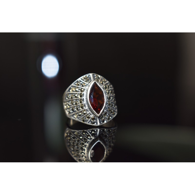 Sky Jewelry Серебряное кольцо 925 проба с Гранатом и камнями Морион