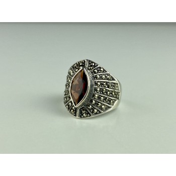 Sky Jewelry Серебряное кольцо 925 проба с Гранатом и камнями Морион