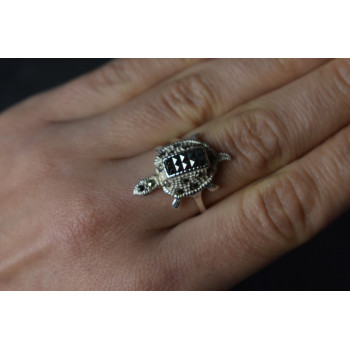 Sky Jewelry Серебряное кольцо *Черепаха* с камнем Морион