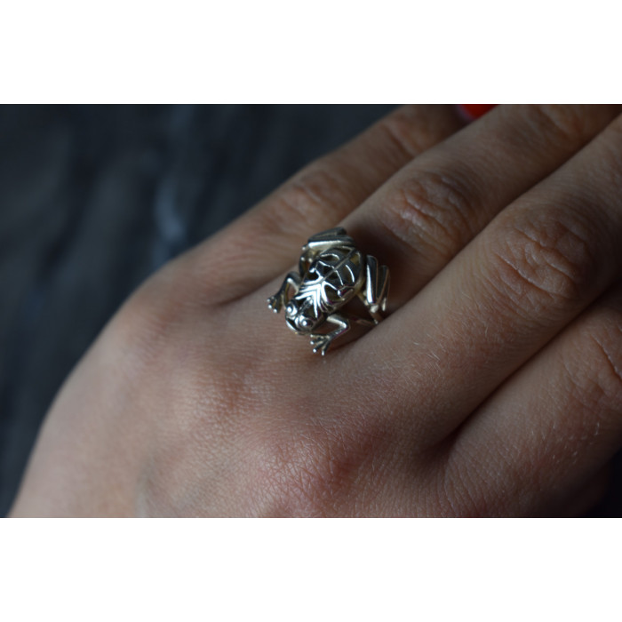 Sky Jewelry Серебряное кольцо *Жабка*