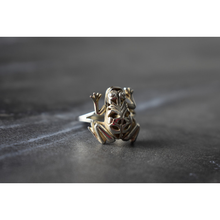 Sky Jewelry Серебряное кольцо *Жабка*